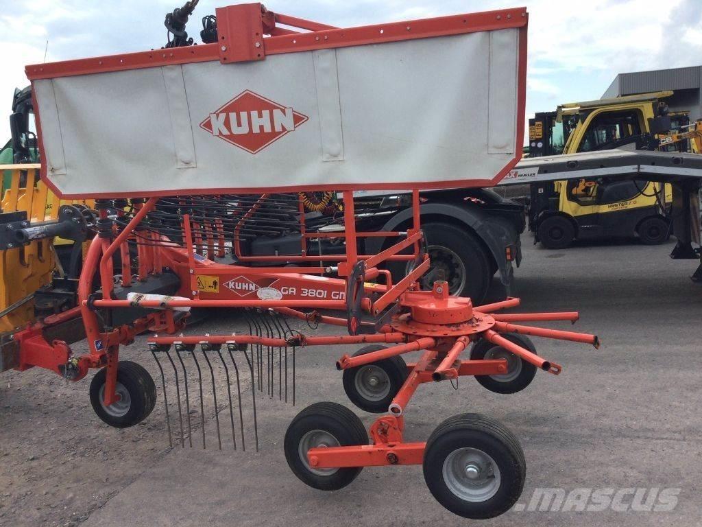 Kuhn GA 3801 GM 堆草機
