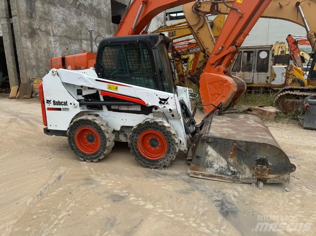 Bobcat S 550 滑移轉向裝載機