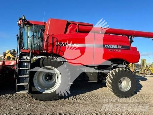 Case IH 7120 聯合收穫機