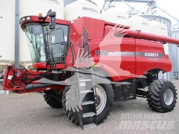 Case IH 7120 聯合收穫機