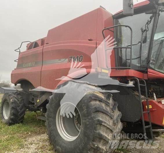 Case IH 7140 聯合收穫機