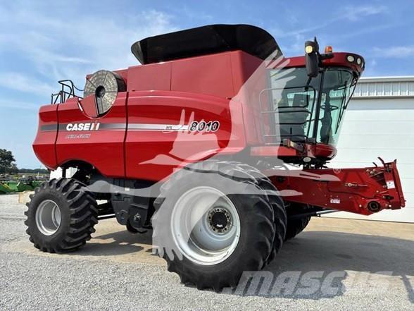 Case IH 8010 聯合收穫機