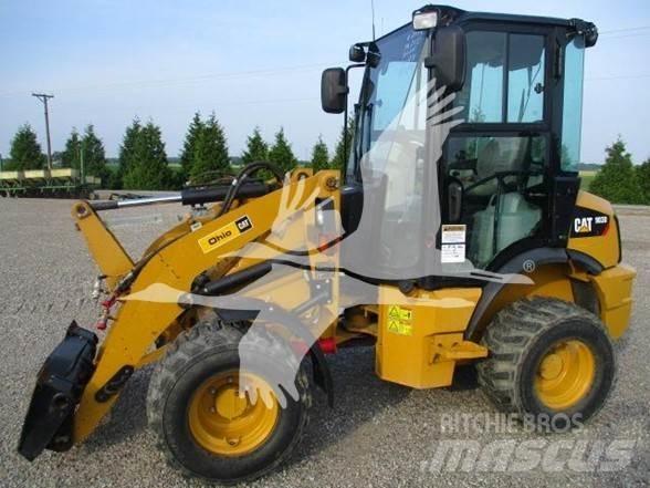 CAT 903D 輪胎式裝載機