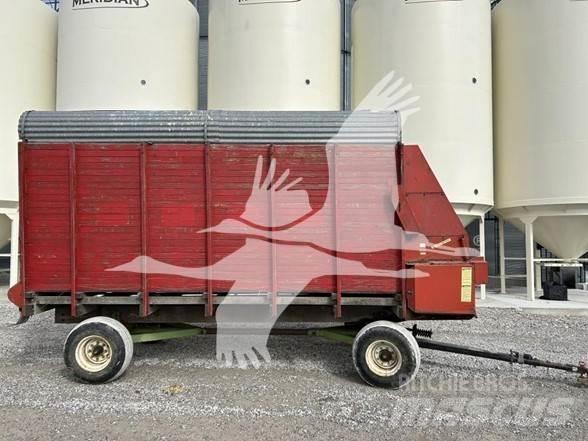 Gehl BU940 青飼料搬運車
