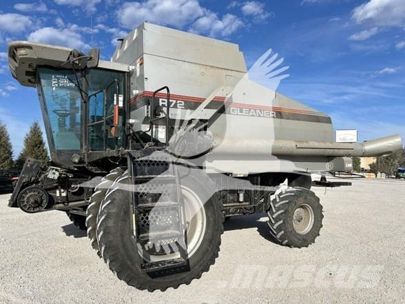 Gleaner R72 聯合收穫機