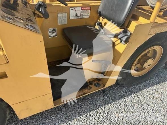Grove IND24 小型起重機