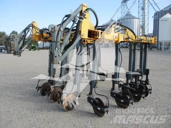 Hagie NTB16 礦物撒布機