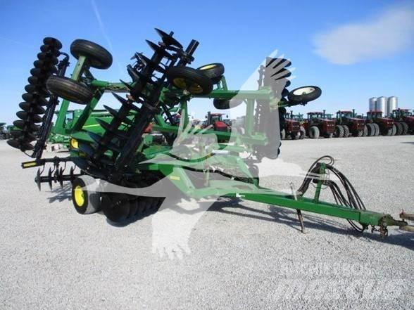 John Deere 637 圓盤耙
