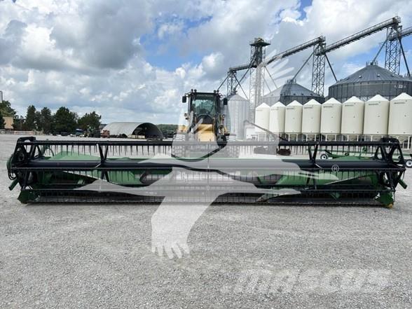 John Deere 925 聯合收割機頭