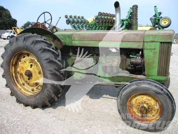 John Deere R 曳引機