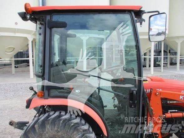 Kubota B3350 曳引機