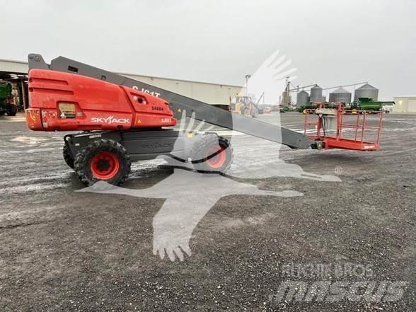 SkyJack SJ61T 伸縮臂高空作業車