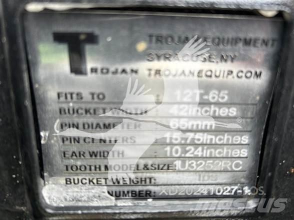 Trojan 120CL 鏟斗
