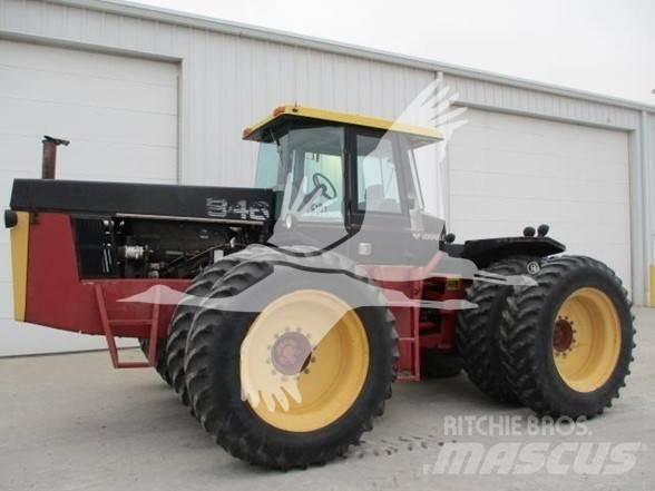 Versatile 846 曳引機