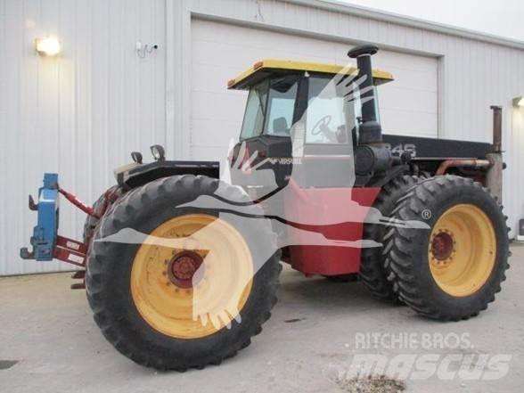 Versatile 846 曳引機
