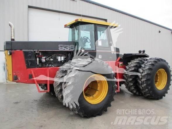 Versatile 936 曳引機