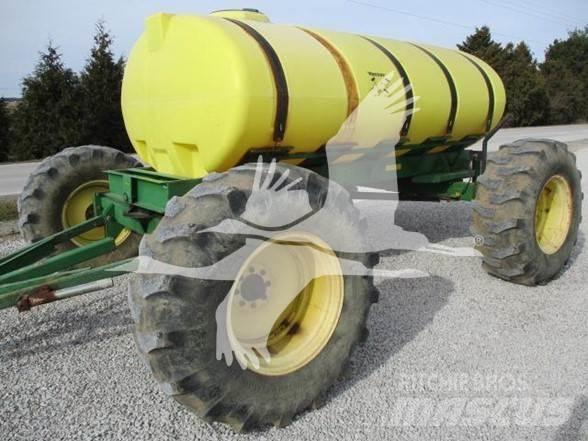 YETTER 1600 礦物撒布機