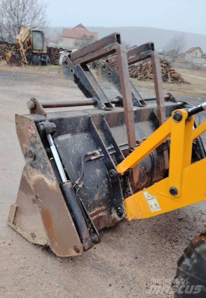 JCB 3 CX 反鏟裝載機