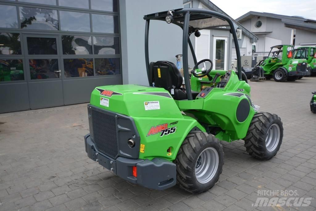 Avant 755i 小型裝載機