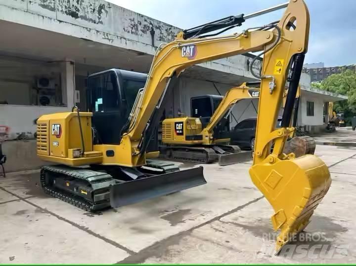 CAT 306 E2 小型挖土機/掘鑿機<7t(小型挖掘機)