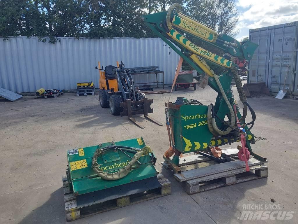 Spearhead Twiga 3000 騎乘式割草機