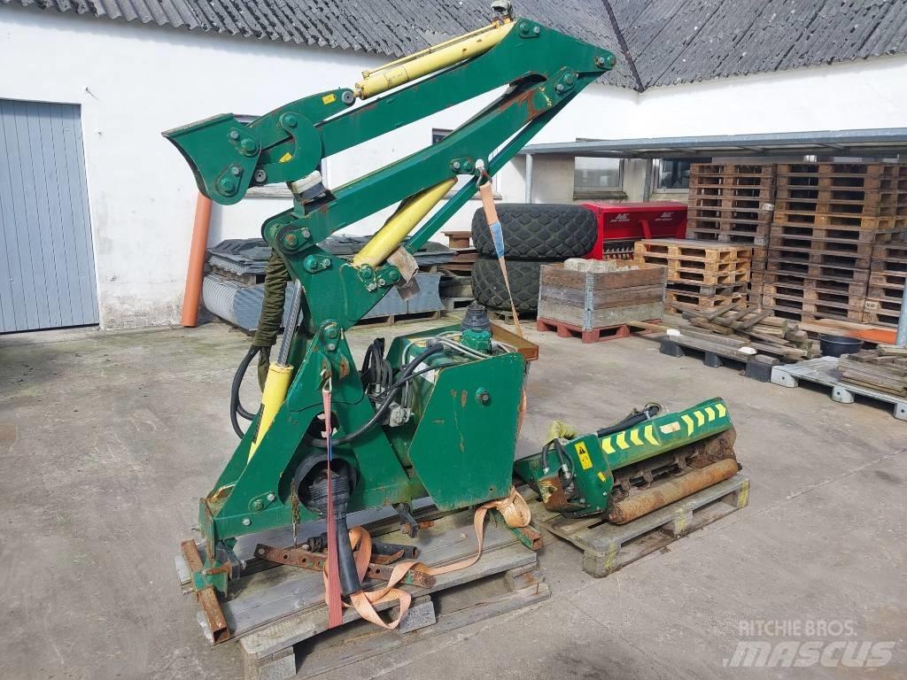 Spearhead Twiga 3000 騎乘式割草機
