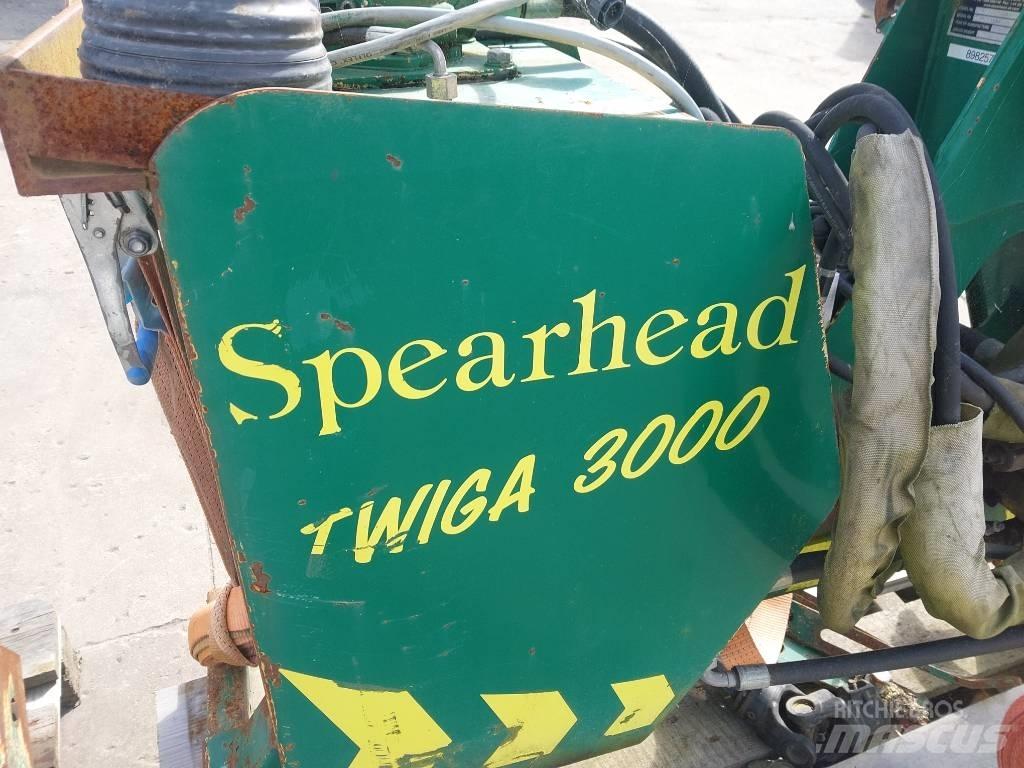 Spearhead Twiga 3000 騎乘式割草機