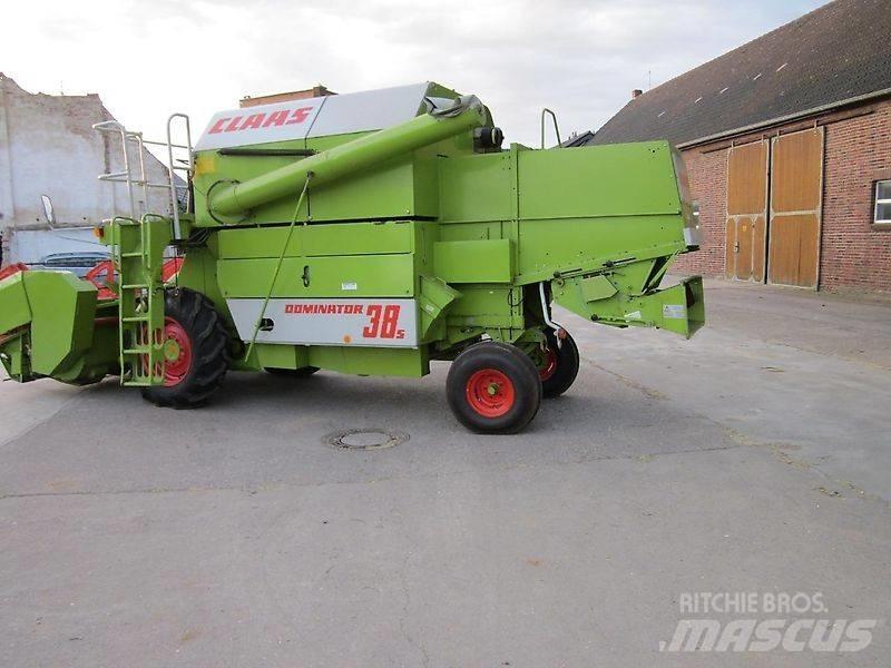 CLAAS Dominator 38 聯合收穫機