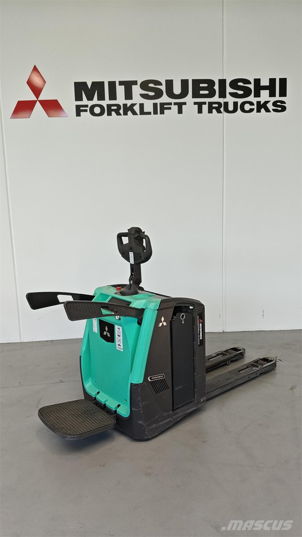 Mitsubishi PBV20N3 平台卡車