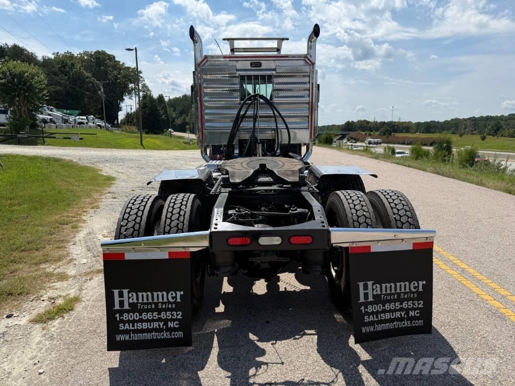 Peterbilt 389 曳引機組件