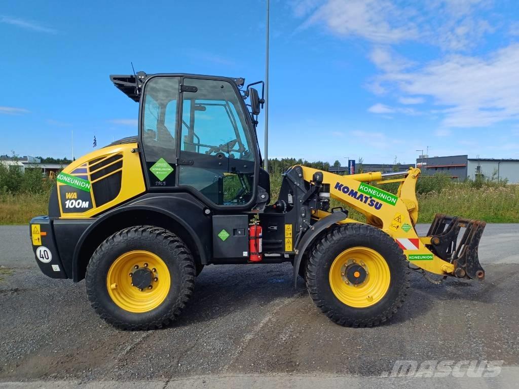 Komatsu WA 100 M-8 輪胎式裝載機