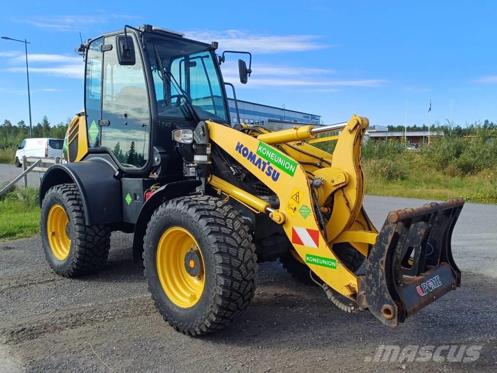 Komatsu WA 100 M-8 輪胎式裝載機