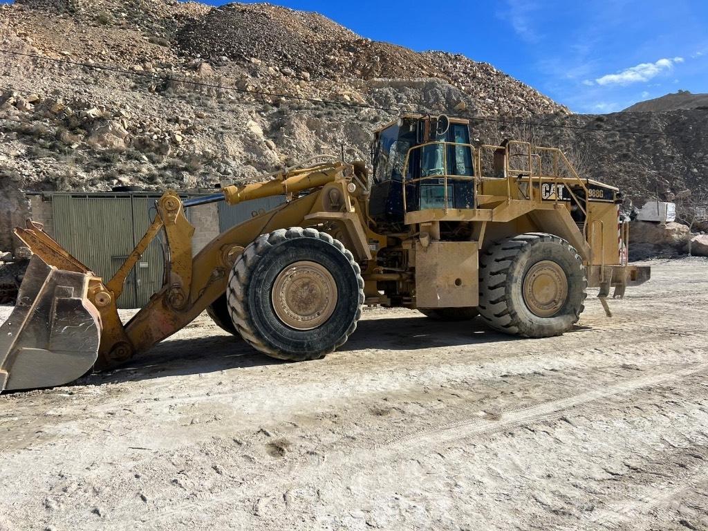 CAT 988 G 輪胎式裝載機
