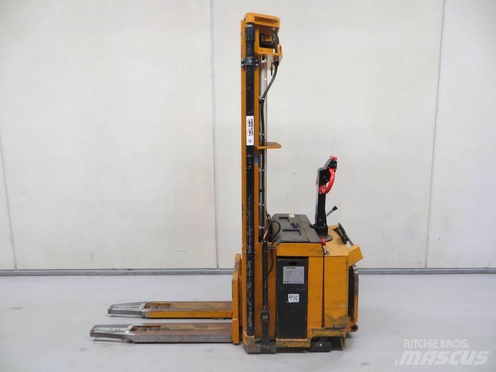 BV S14I FFTL 自走式堆積機
