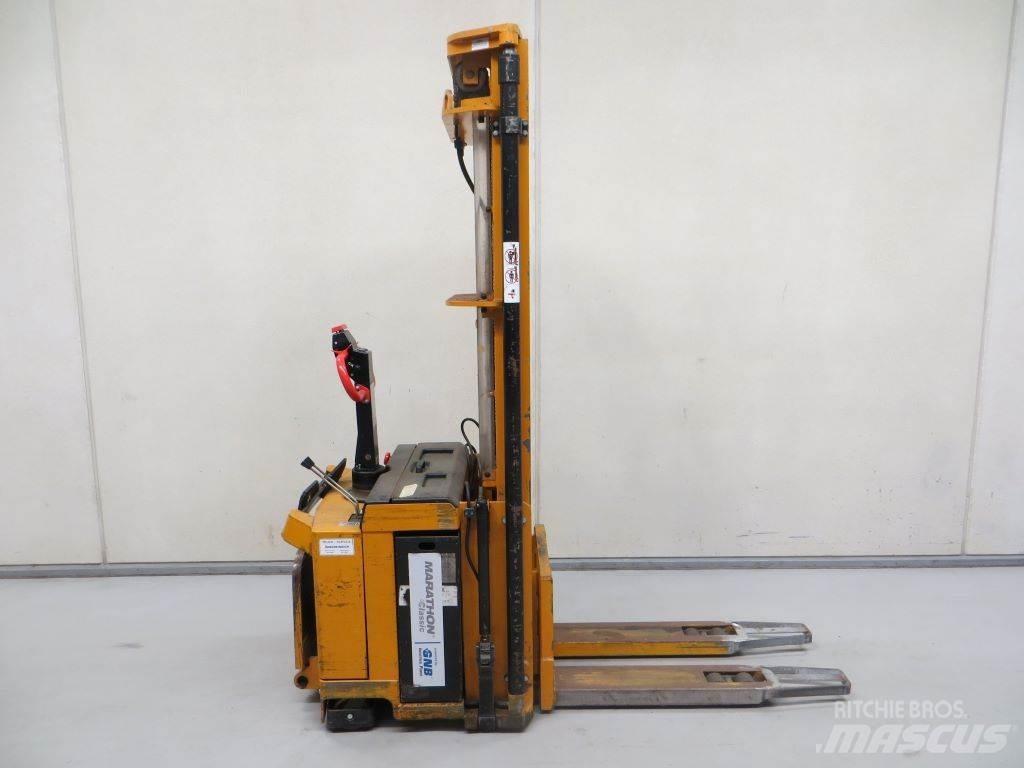 BV S14I FFTL 自走式堆積機