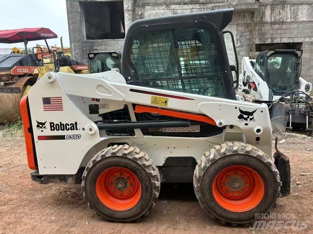 Bobcat S 550 滑移轉向裝載機