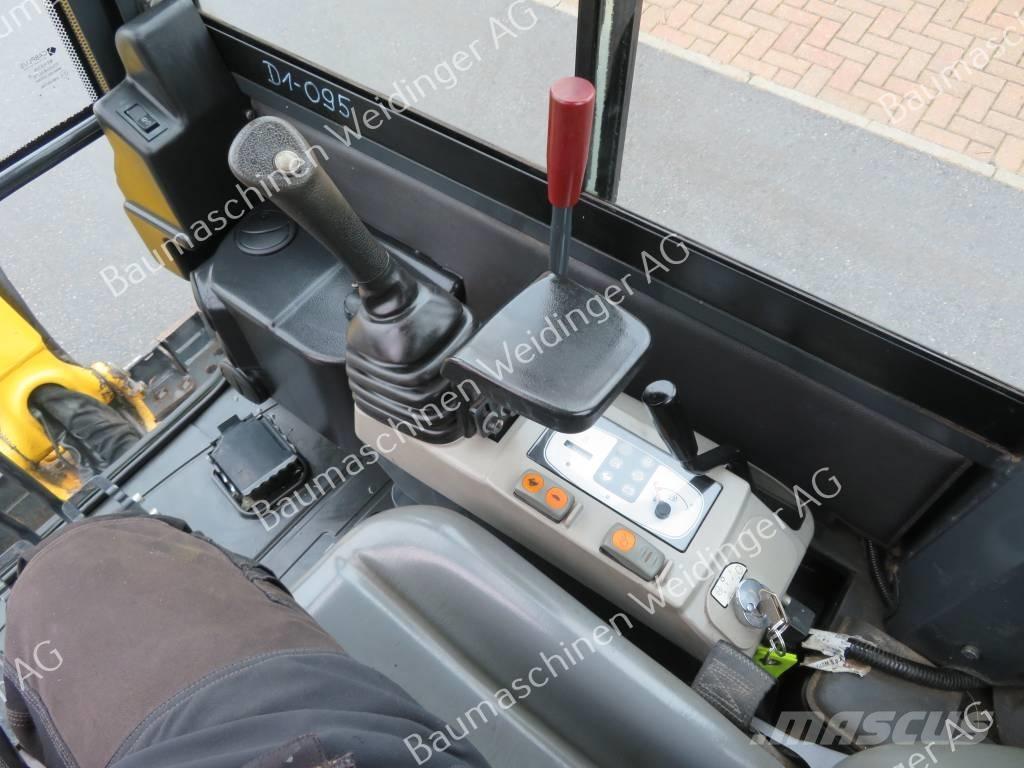 Komatsu PC 16 小型挖土機/掘鑿機<7t(小型挖掘機)