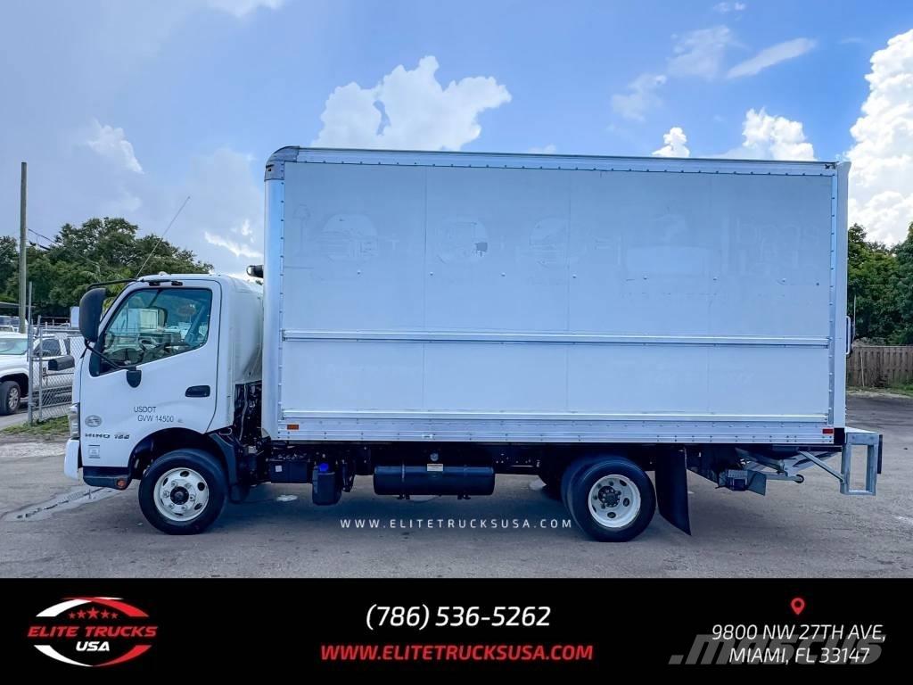 Hino 155 貨箱式卡車