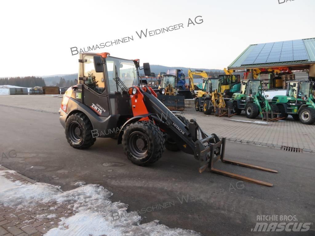 Hitachi ZW 75 輪胎式裝載機