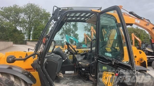 JCB 541-70 Agri 農業用伸縮臂裝載機