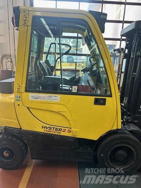 Hyster H2.5FT 柴油卡車