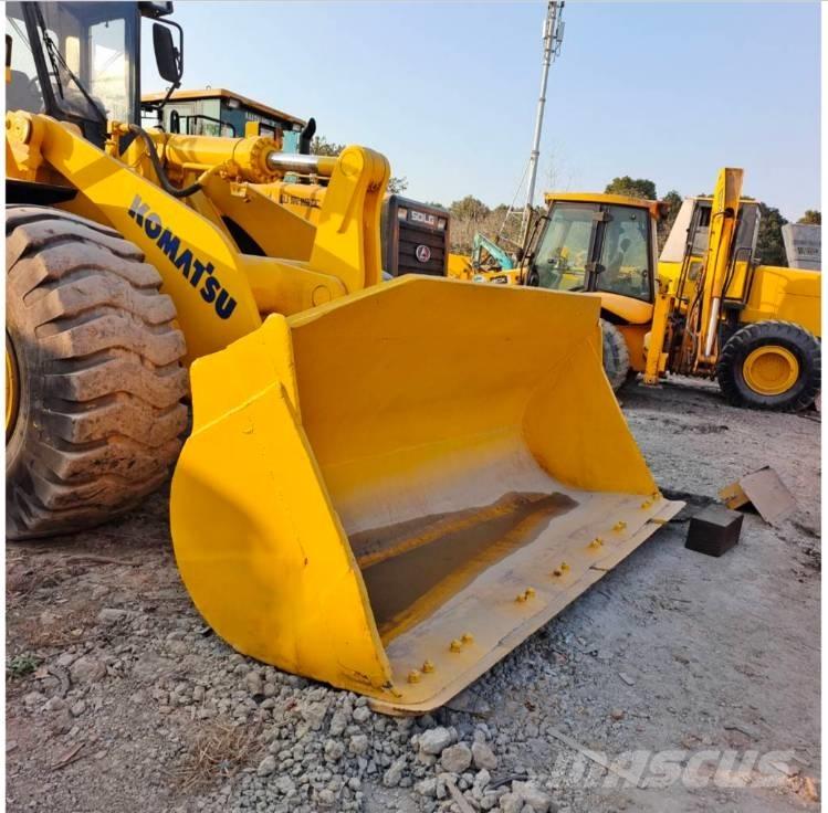 Komatsu WA 470 輪胎式裝載機