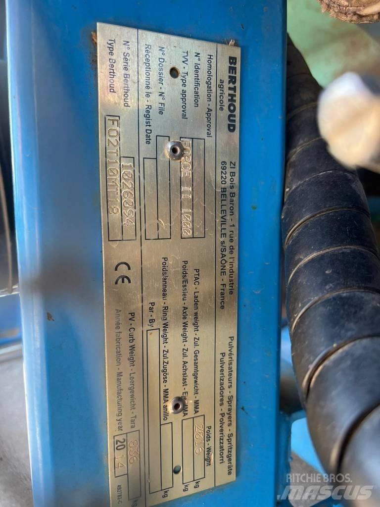 Berthoud Force 1000 牽引式噴霧機