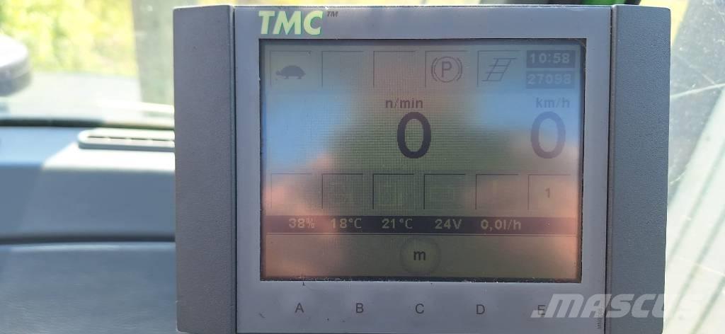 John Deere 1110 D 集運機