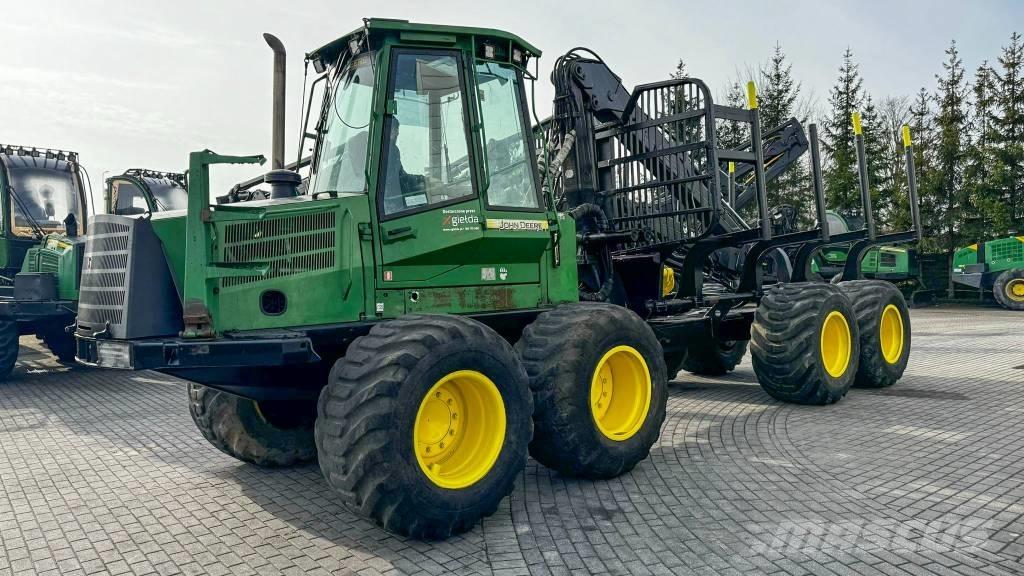 John Deere 1110 D 集運機