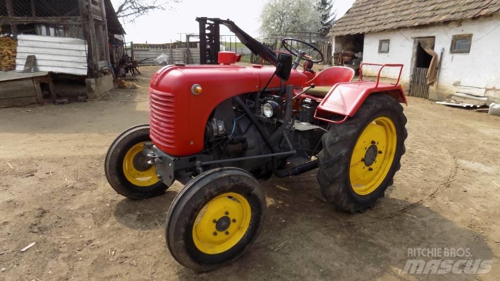 Steyr T 84 曳引機