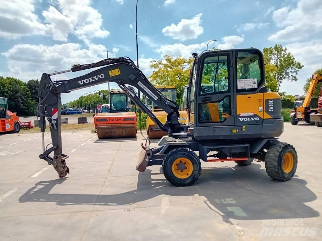 Volvo EW 60 E 旋轉式挖土機/掘鑿機/挖掘機