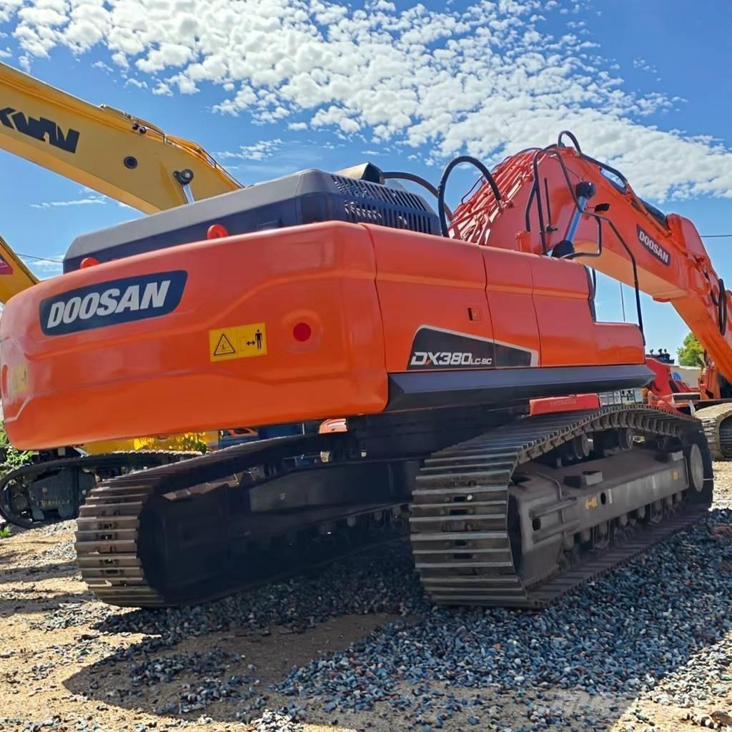 Doosan DX380LC-9 水陸兩用挖掘機