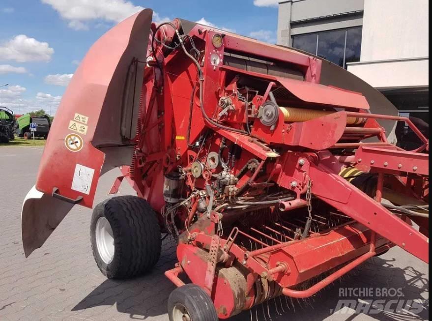Lely RP 435 圓型牧草打包機