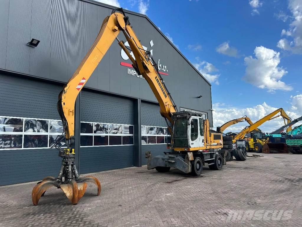 Liebherr A924C 廢棄物/工業用操作車